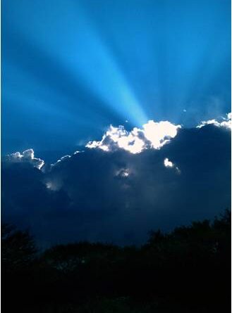 clouds-shining-ray