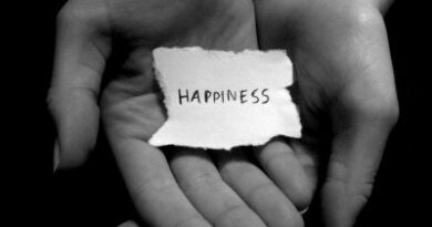 Happiness-Hands1
